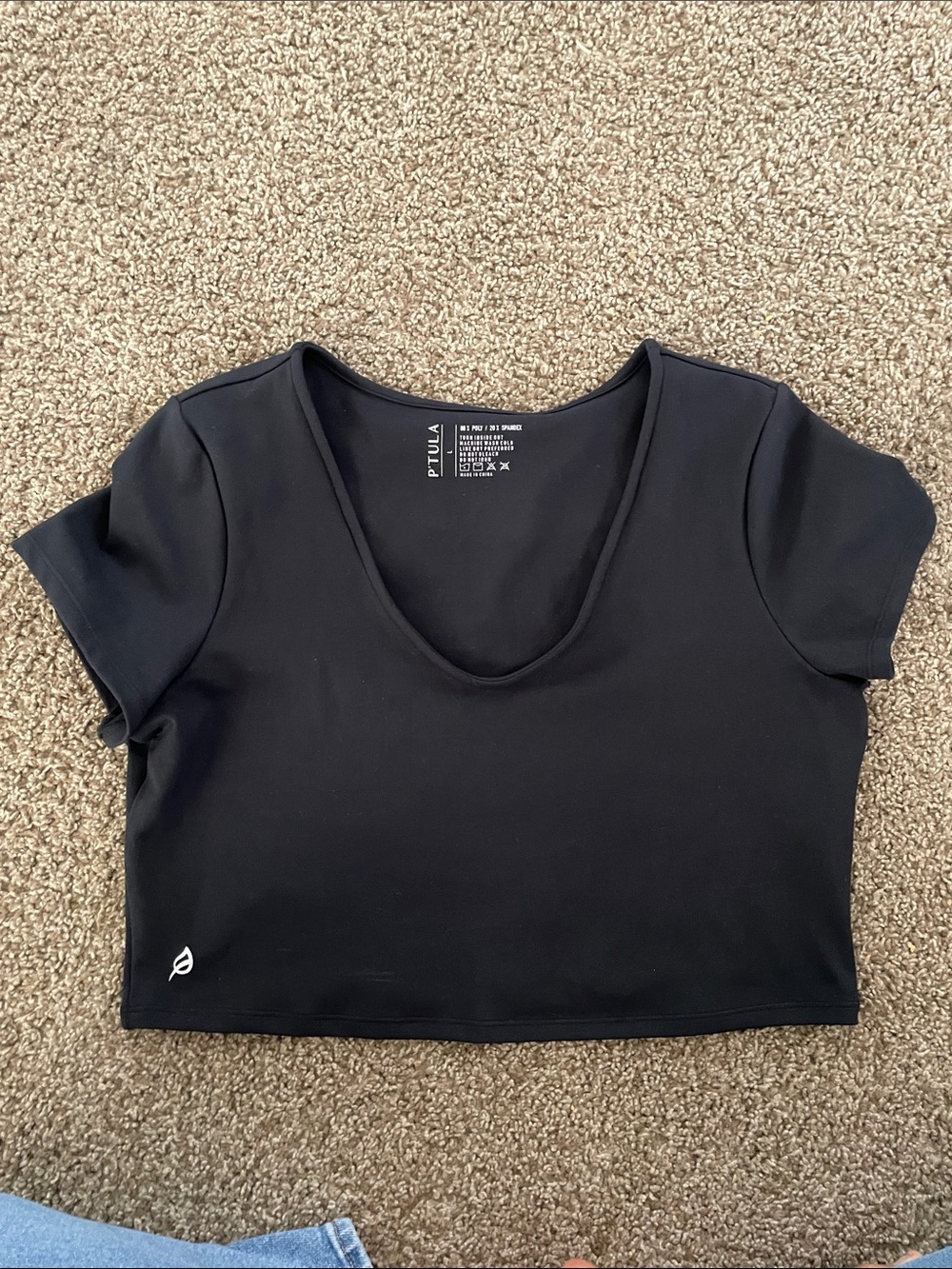 P'tula Black Scoop-Neck Cropped Tee